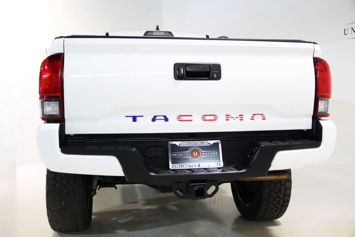 Used 2020 Toyota Tacoma SR AWD/4WD image 26
