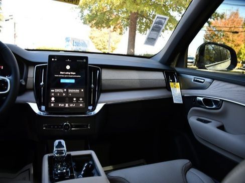 New 2026 Volvo XC90 B6 Ultra w/ Protection Package Premier image 20