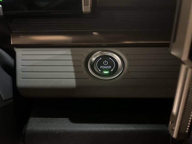 New 2025 GMC Hummer EV 2X AWD/4WD image 16