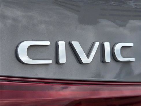 Used 2025 Honda Civic Sport image 18