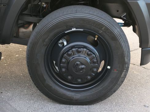 New 2026 RAM 5500 Tradesman image 30