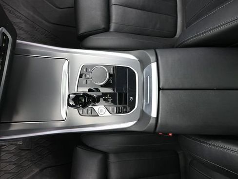 Used 2022 BMW X5 xDrive40i AWD/4WD image 37