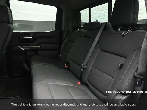 Used 2020 GMC Sierra 1500 SLE w/ SLE Value Package image 12