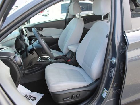 Used 2023 Hyundai Kona SEL w/ Cargo Package FWD image 12