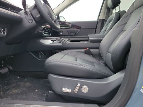 New 2026 Lincoln Nautilus Premier w/ Equipment Group 102A image 17