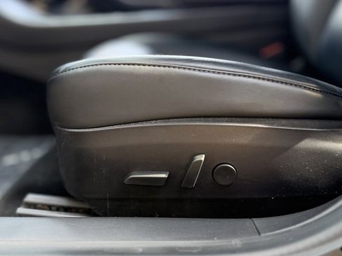 Used 2020 Tesla Model 3 Performance image 27