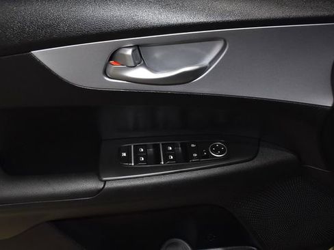 Used 2024 Kia Forte LXS image 25