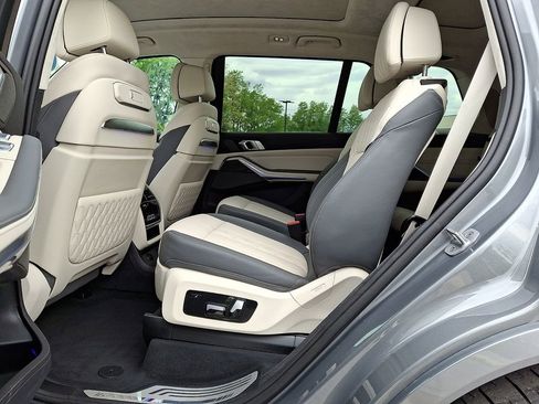 Used 2024 BMW X7 M60i w/ Executive Package AWD/4WD image 13