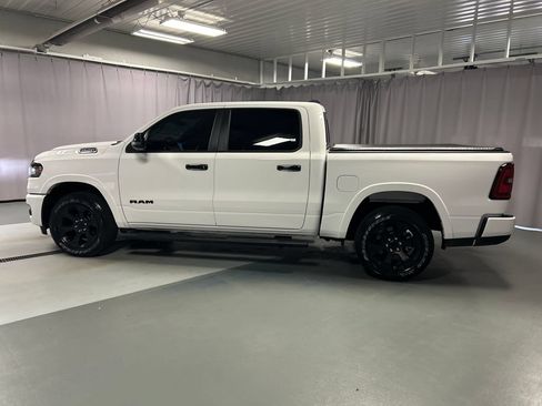 Used 2025 RAM 1500 Big Horn AWD/4WD image 4