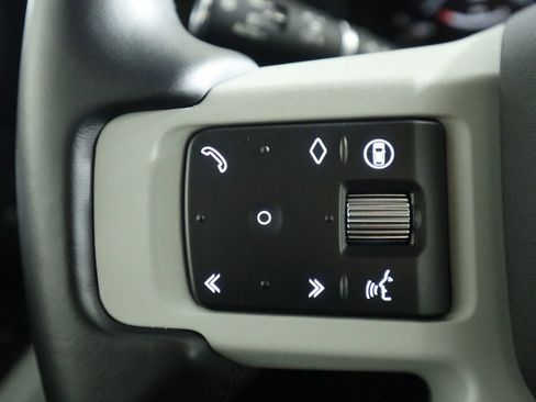 Used 2024 Land Rover Defender 130 S image 11