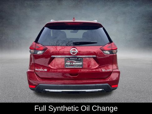 Used 2018 Nissan Rogue SL w/ Premium Package image 5