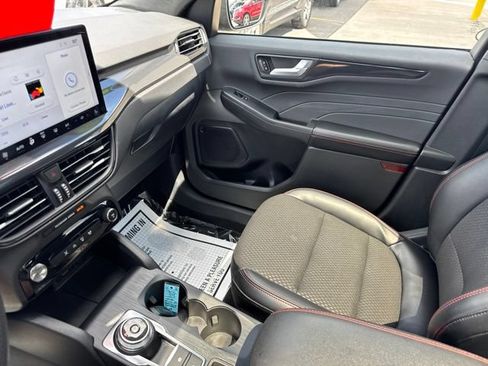 Used 2024 Ford Escape ST-Line w/ Tech Pack #1 AWD/4WD image 23
