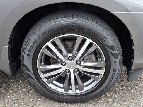 Used 2019 INFINITI QX60 Luxe w/ Essential Package AWD/4WD image 8