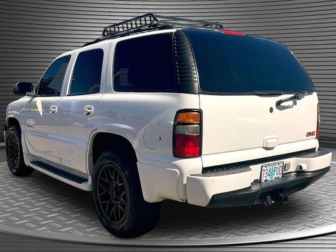 Used 2005 GMC Yukon Denali AWD/4WD image 4