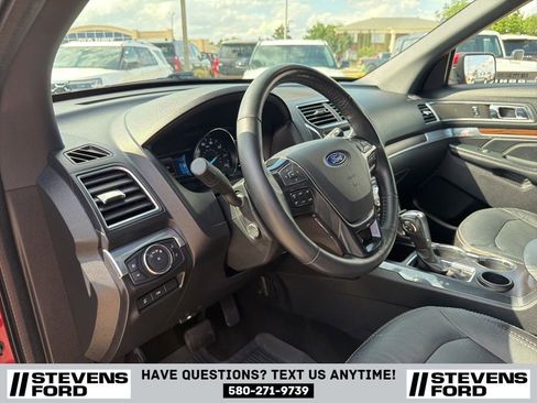Used 2019 Ford Explorer Limited w/ Class III Trailer Tow Package FWD image 20