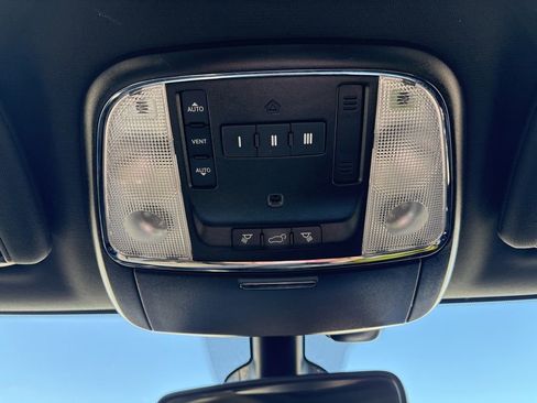 Used 2020 Dodge Durango R/T w/ Blacktop Package image 48