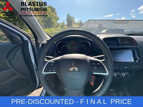 Used 2025 Mitsubishi Outlander Sport ES AWD/4WD image 20
