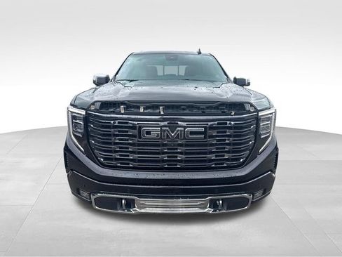Used 2023 GMC Sierra 1500 Denali Ultimate AWD/4WD image 8