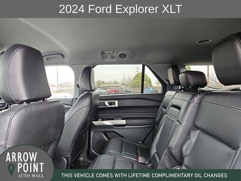 Used 2024 Ford Explorer XLT w/ Equipment Group 202A image 18
