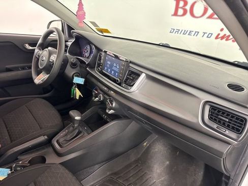 Used 2019 Kia Rio S image 17