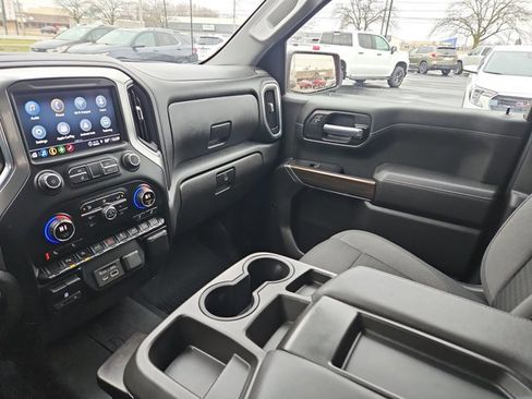 Used 2021 Chevrolet Silverado 1500 LT image 16