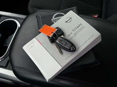 Used 2016 Nissan Titan XD image 6