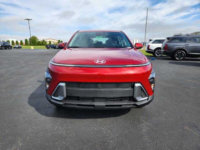 New 2027 Hyundai Kona SE AWD/4WD image 2