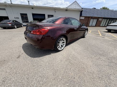 Used 2009 INFINITI G37 Convertible w/ Premium Pkg RWD image 28