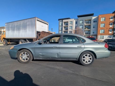 Used 2006 Ford Taurus SEL image 5
