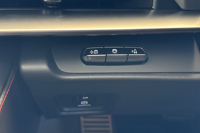 New 2027 Chevrolet Corvette Stingray Coupe RWD image 36