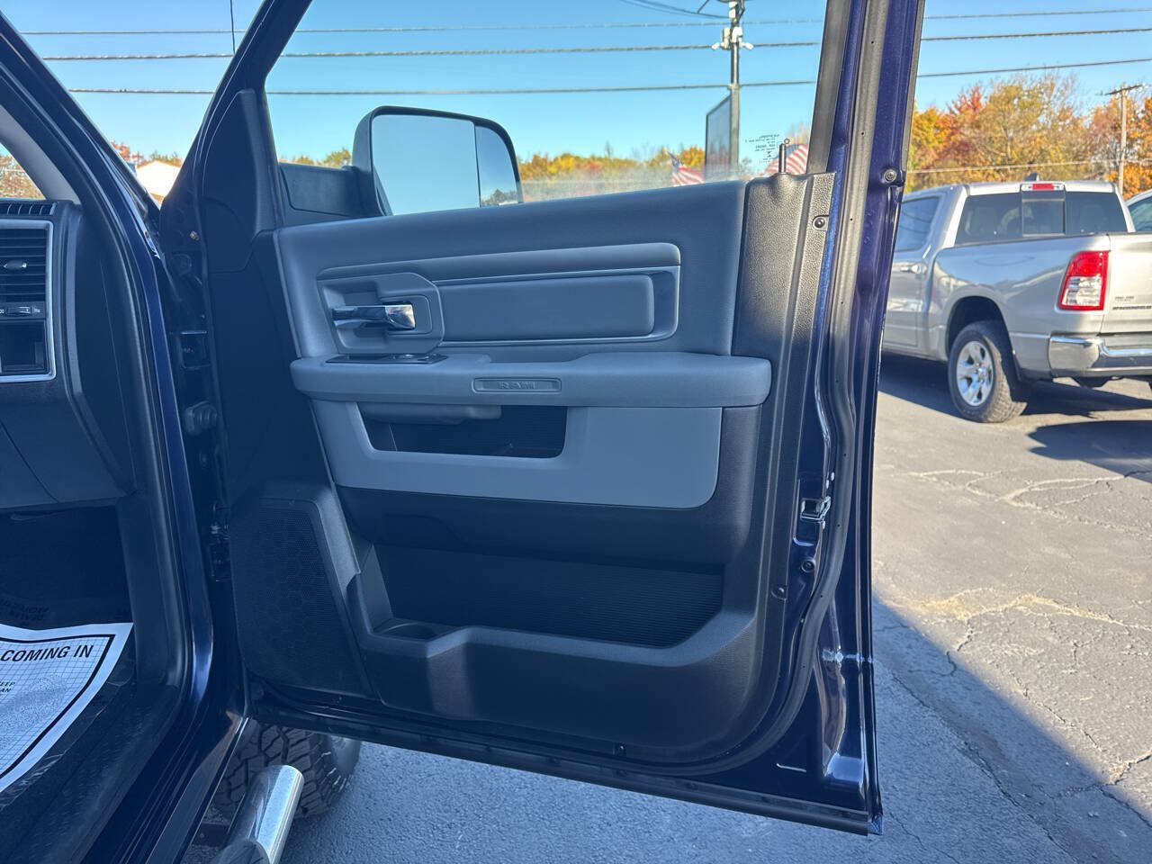Used 2018 RAM 2500 Big Horn AWD/4WD image 24