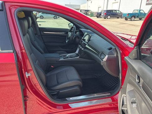 Used 2022 Honda Accord Sport image 16