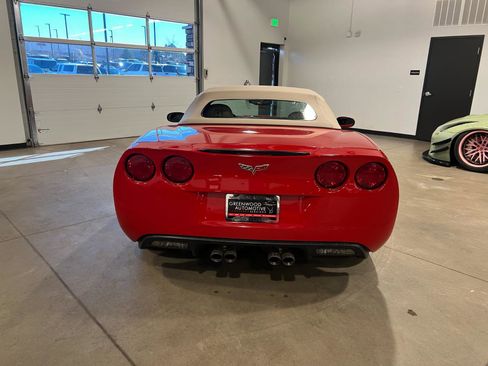 Used 2007 Chevrolet Corvette Convertible w/ Preferred Equipment Group image 4
