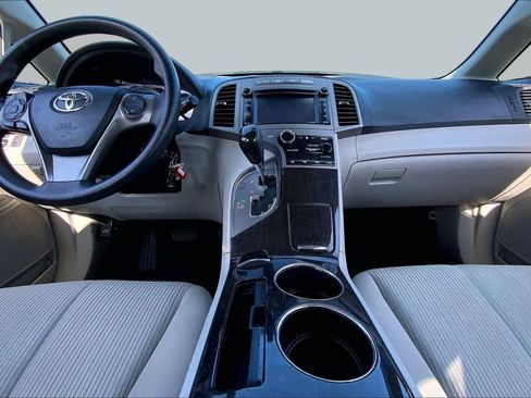 Used 2013 Toyota Venza LE w/ LE Convenience Pkg FWD image 15