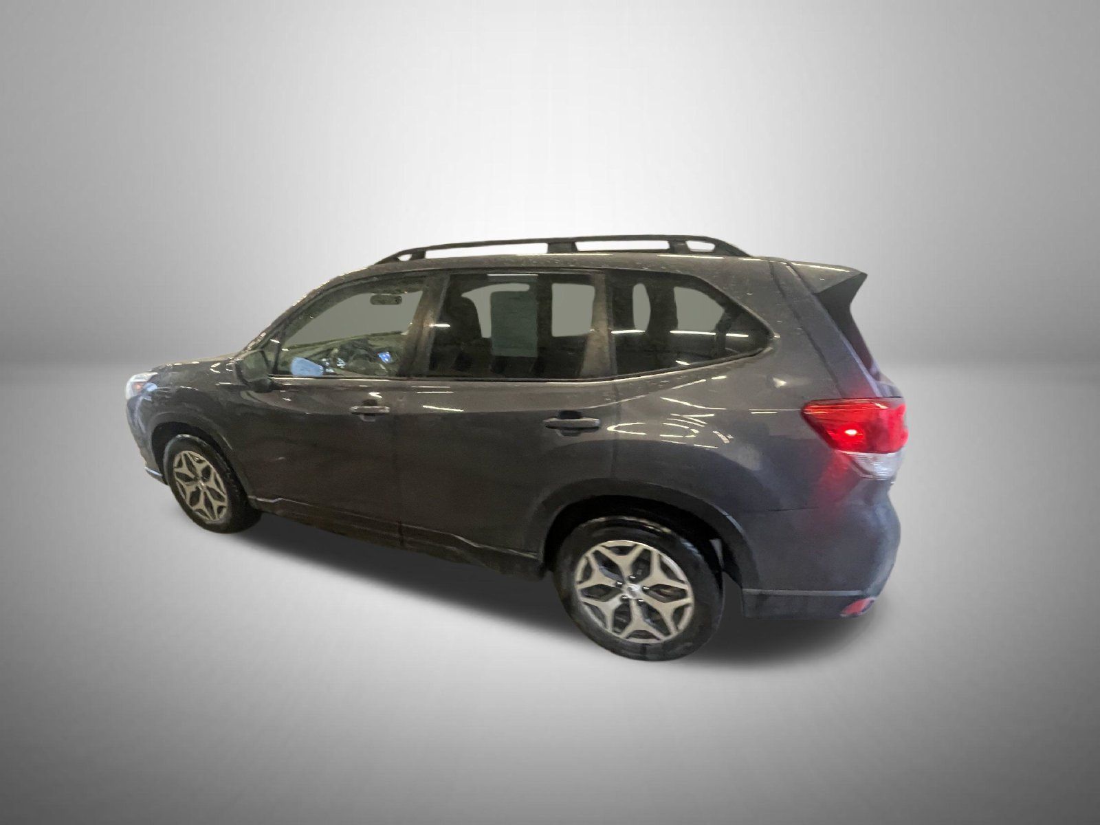 Used 2023 Subaru Forester Premium AWD/4WD image 4