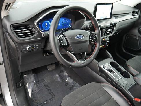 Used 2022 Ford Escape SEL w/ SEL Stealth AWD Package image 11