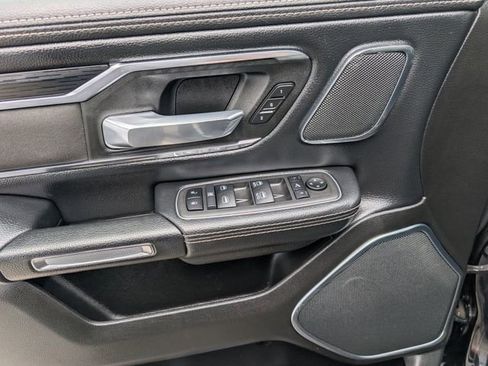 Used 2024 RAM 1500 Laramie AWD/4WD image 10
