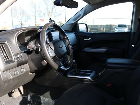 Used 2019 Chevrolet Colorado LT w/ LT Convenience Package image 7