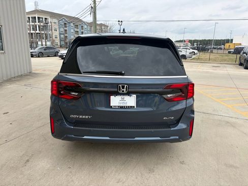 Certified 2026 Honda Odyssey Elite image 7