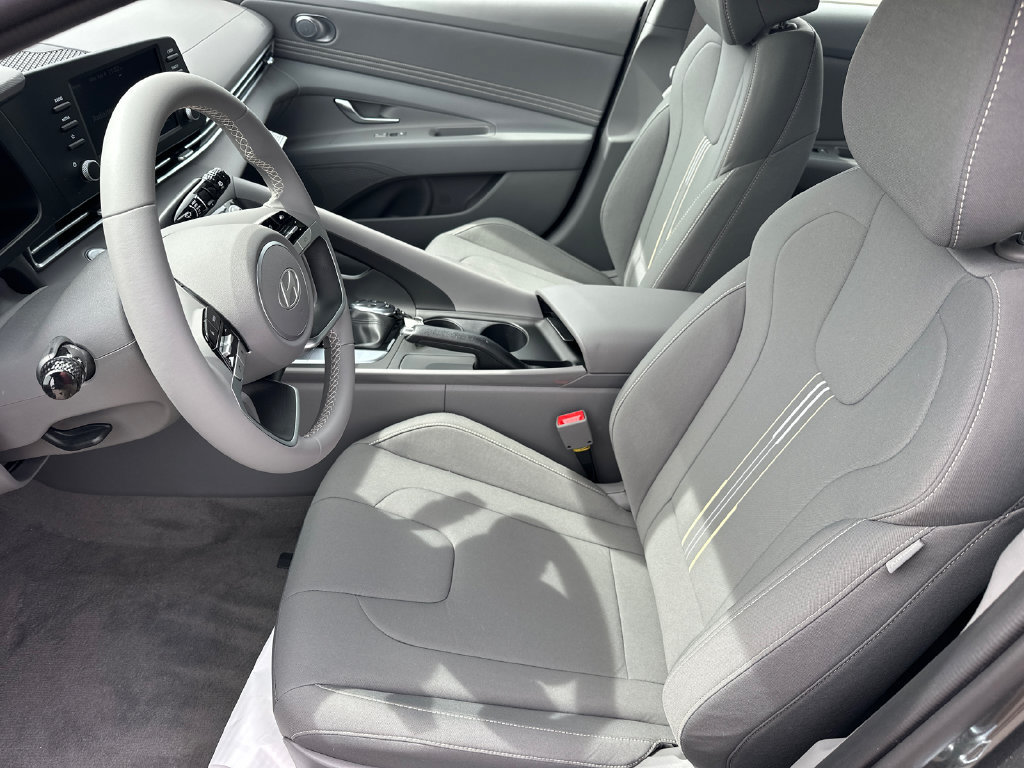 Certified 2026 Hyundai Elantra Sport FWD image 9