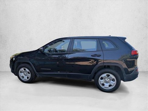 Used 2014 Jeep Cherokee Sport w/ Cold Weather Group image 8
