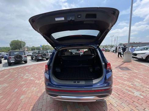 Used 2022 Hyundai Santa Fe SEL w/ Convenience + Premium Package FWD image 32
