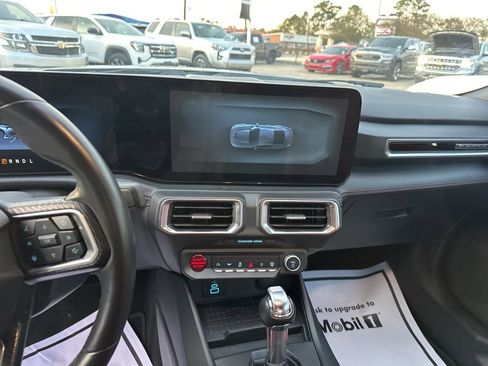 Used 2024 Ford Mustang Premium image 10