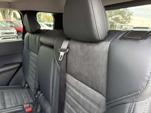 New 2026 Mitsubishi Outlander SE FWD image 13
