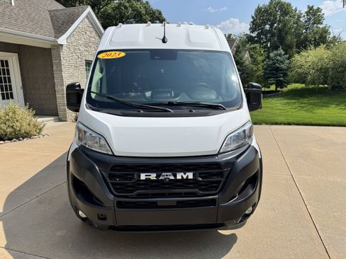 Used 2023 RAM ProMaster 3500 w/ Driver Convenience Group FWD image 10