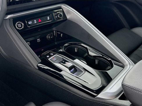 Certified 2025 Audi Q5 Premium w/ Premium Plus AWD/4WD image 15
