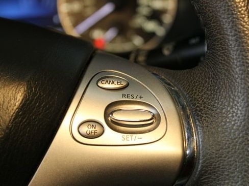 Used 2017 Nissan Murano SL image 24