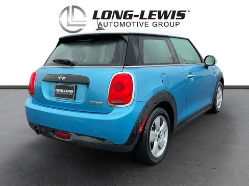 Used 2017 MINI Cooper 2-Door Hardtop image 7