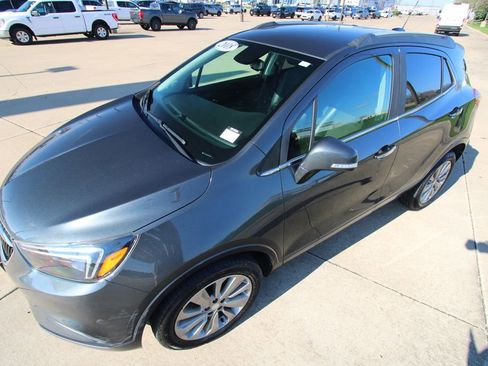 Used 2018 Buick Encore Preferred image 17