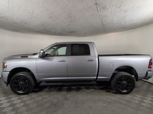 Certified 2024 RAM 2500 Big Horn w/ Night Edition AWD/4WD image 9